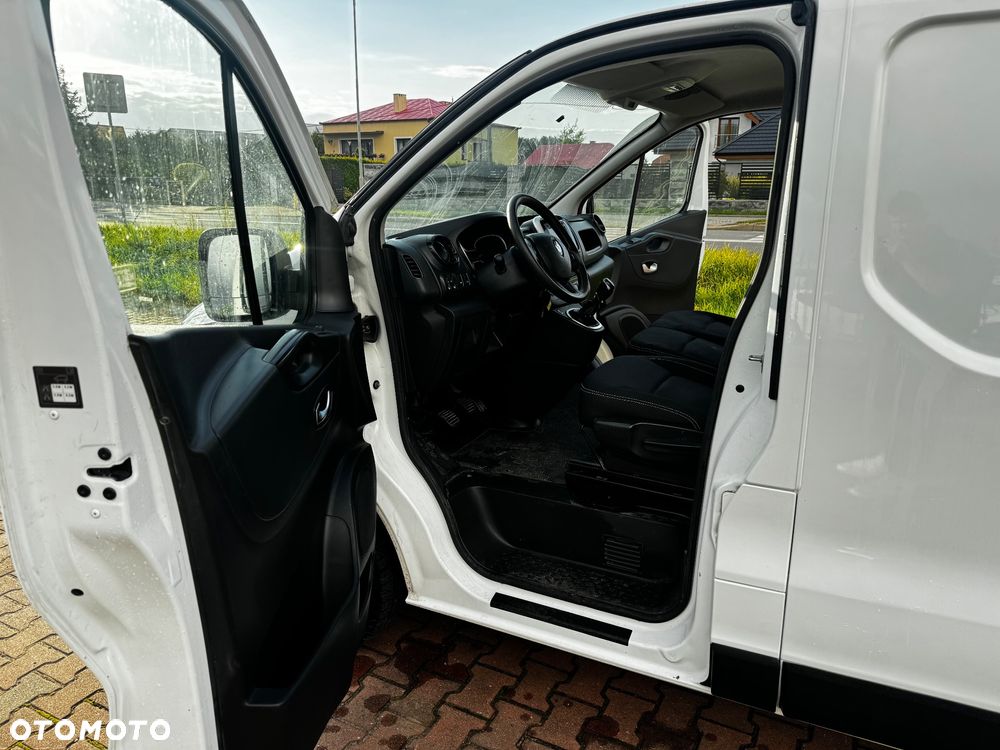Renault Trafic - 10