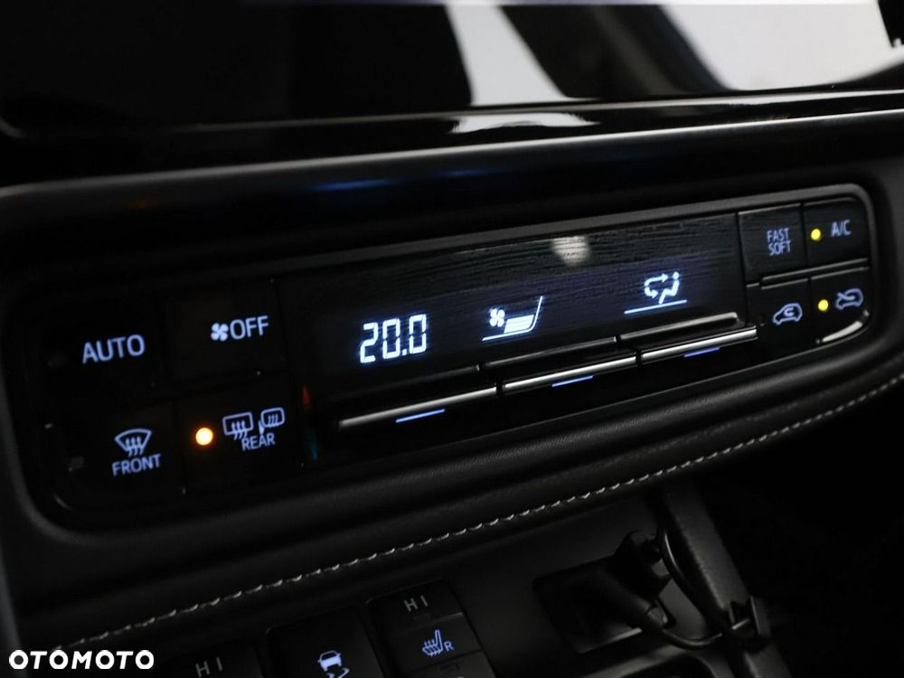 Toyota Auris 1.8 VVT-i Automatik Edition-S - 26