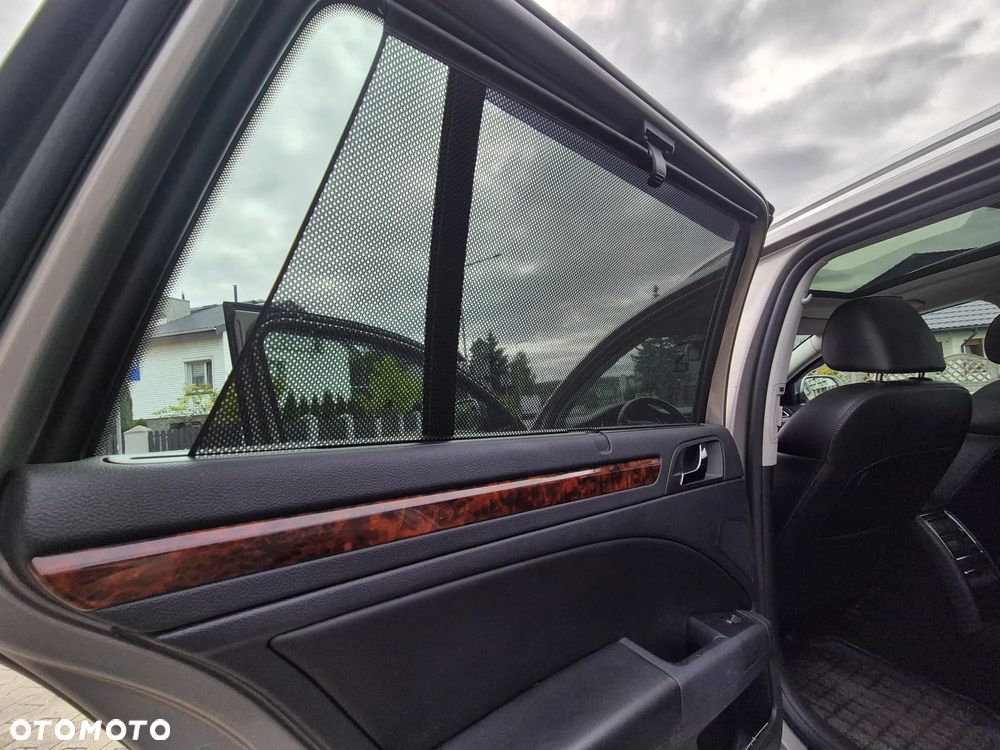 Skoda Superb 2.0 TDI L&K DSG - 31