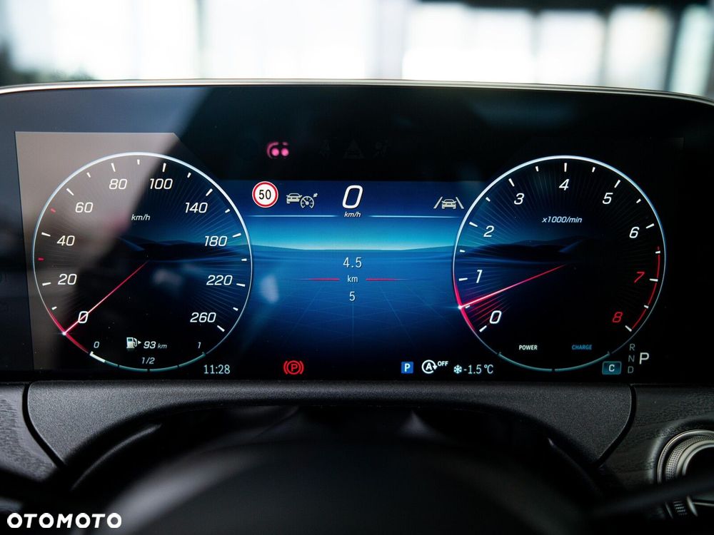 Mercedes-Benz Klasa E - 19