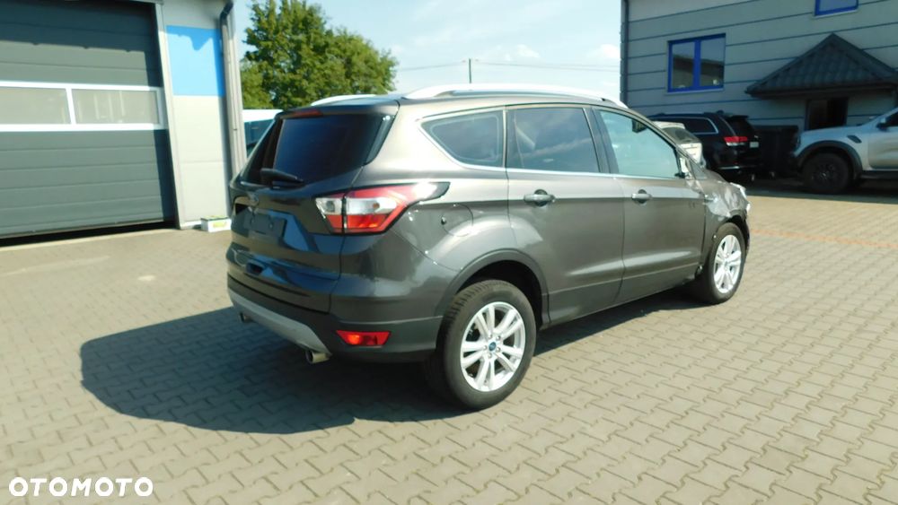 Ford Kuga 2.0 TDCi 4x2 Trend - 4