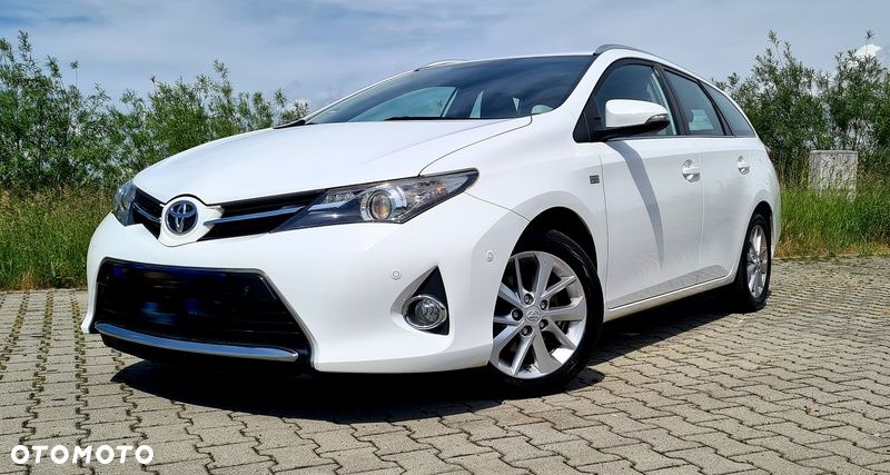 Toyota Auris 2.0 D-4D Comfort - 4