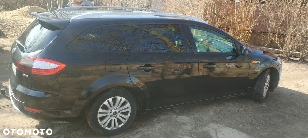 Ford Mondeo 2.0 TDCi Ghia - 8