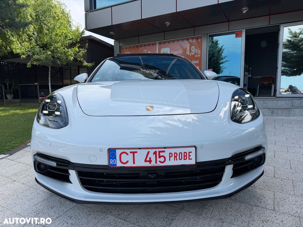 Porsche Panamera 4S Executive - 12