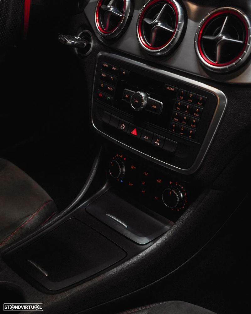 Mercedes-Benz CLA 220 CDI AMG Line Aut.111g - 20