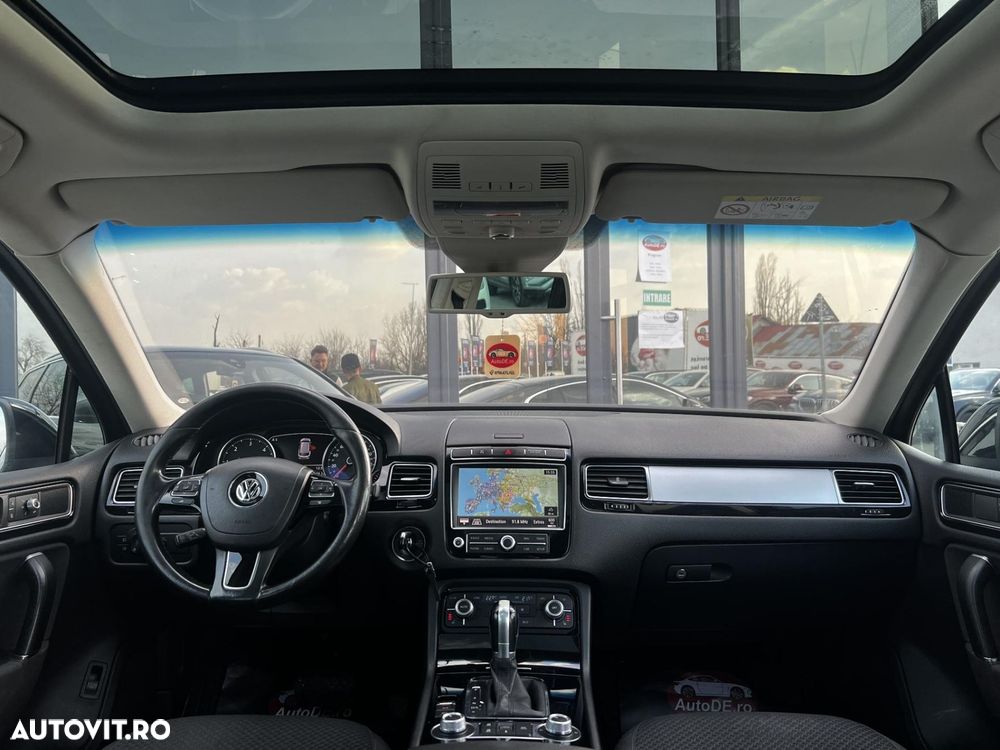 VOLKSWAGEN Touareg 2015 — imagine 29