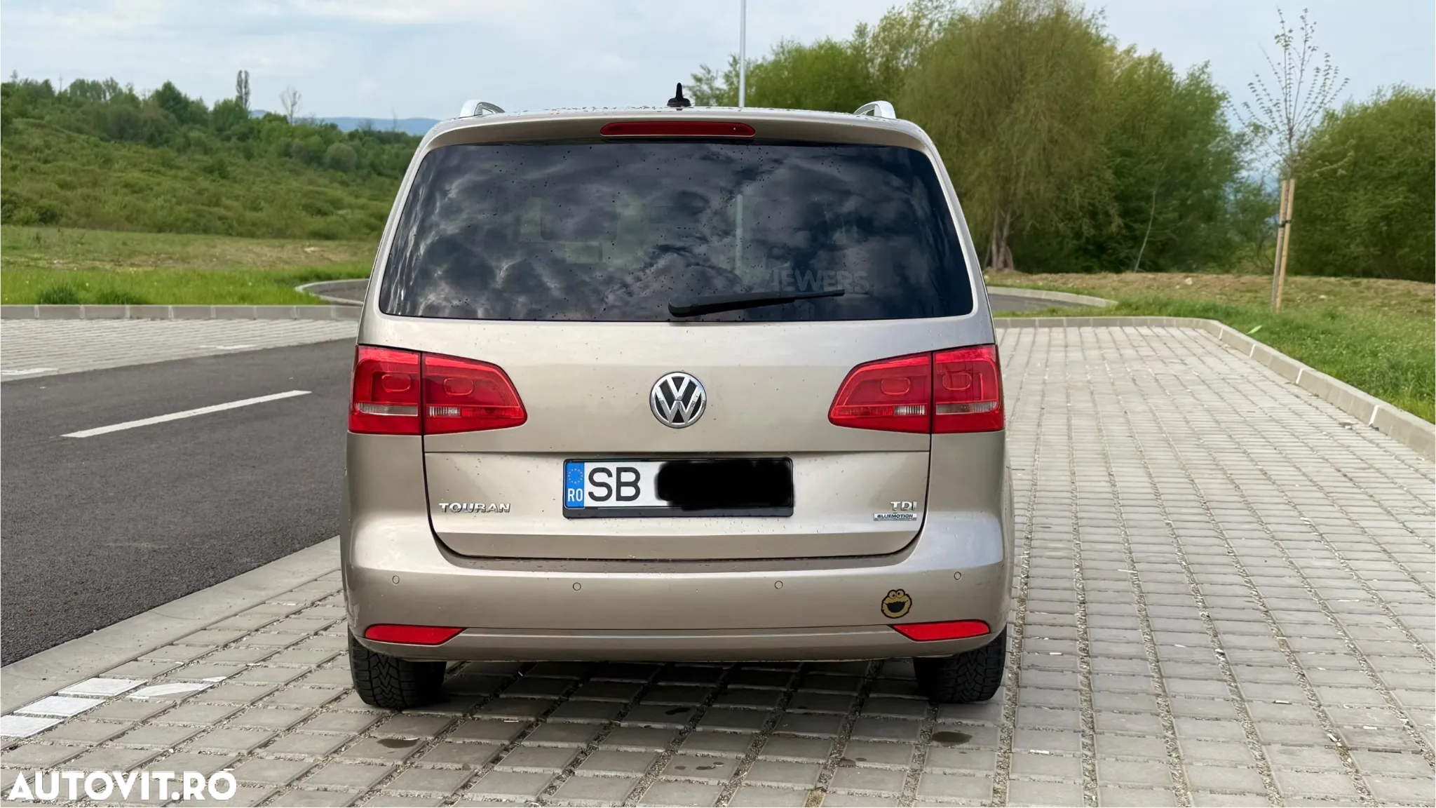 Volkswagen Touran 1.6 TDI BlueMotion Technology Comfortline - 4