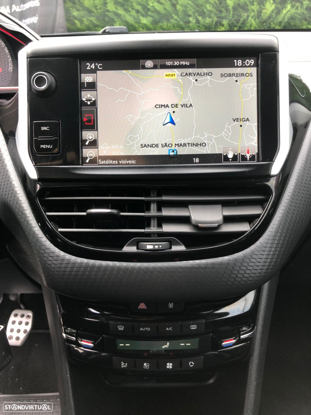 Peugeot 2008 1.2 PureTech GT Line - 9