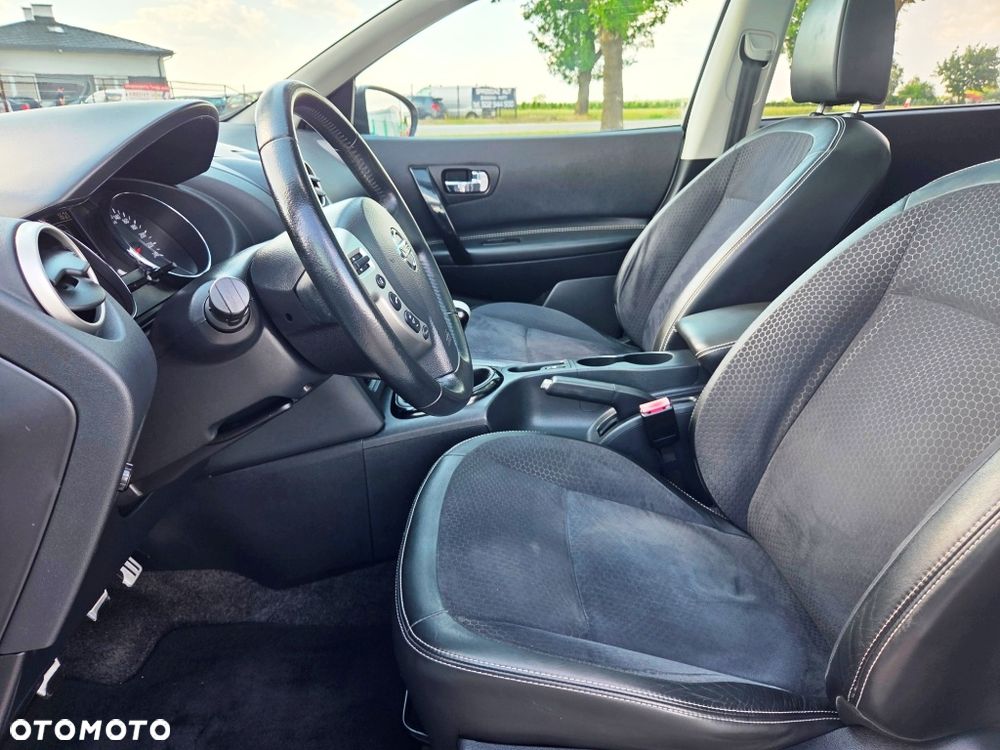 Nissan Qashqai 1.6 Tekna - 28