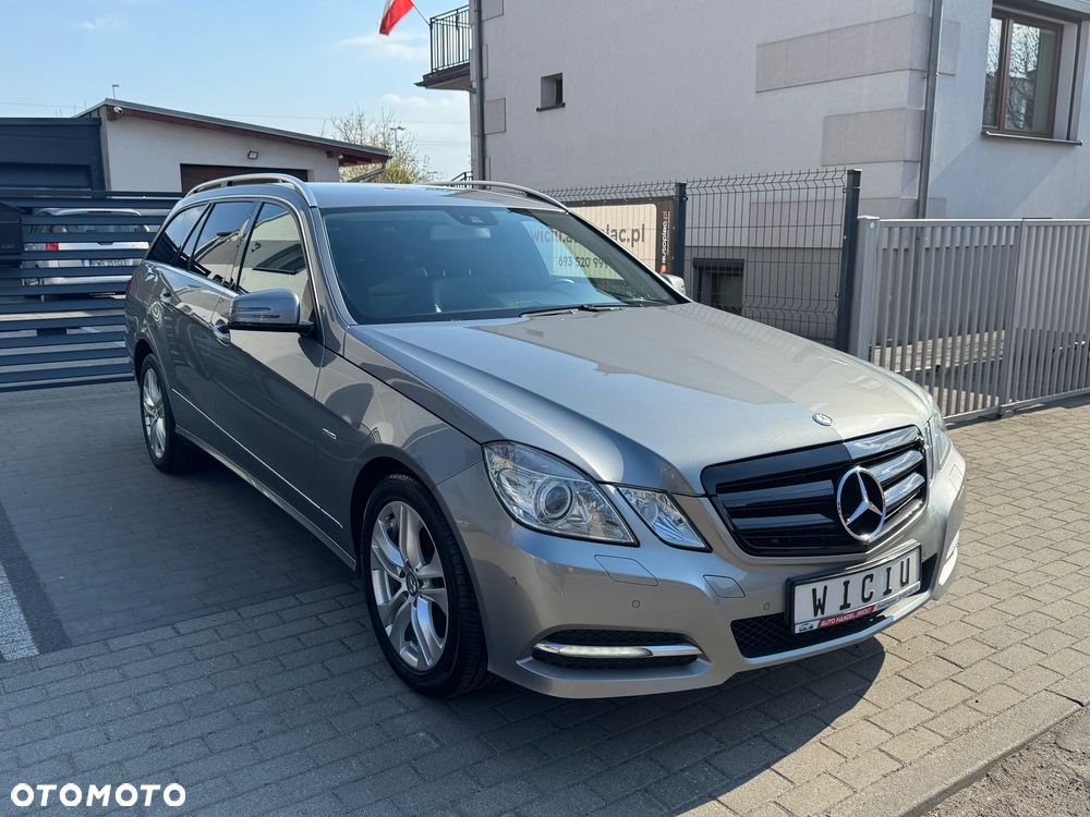 Mercedes-Benz Klasa E 200 CGI BlueEffICIENCY Avantgarde - 18