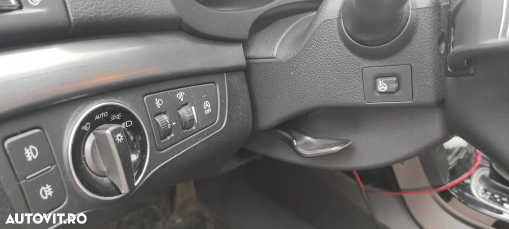 Hyundai i40 1.7 CRDI CW 7DCT Supreme+ - 7