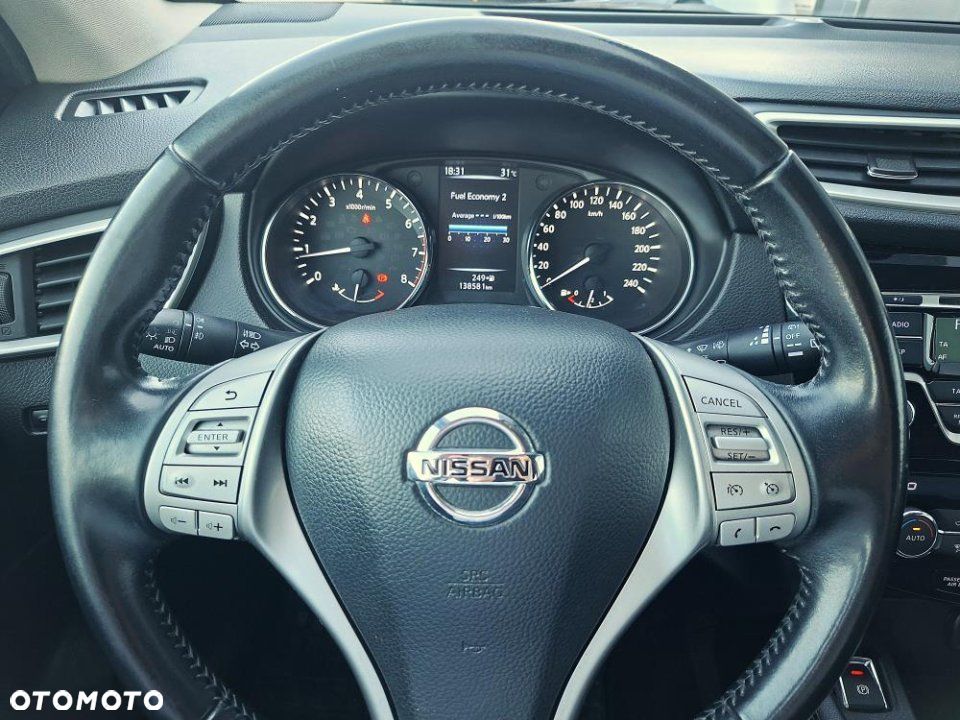 Nissan Qashqai - 15