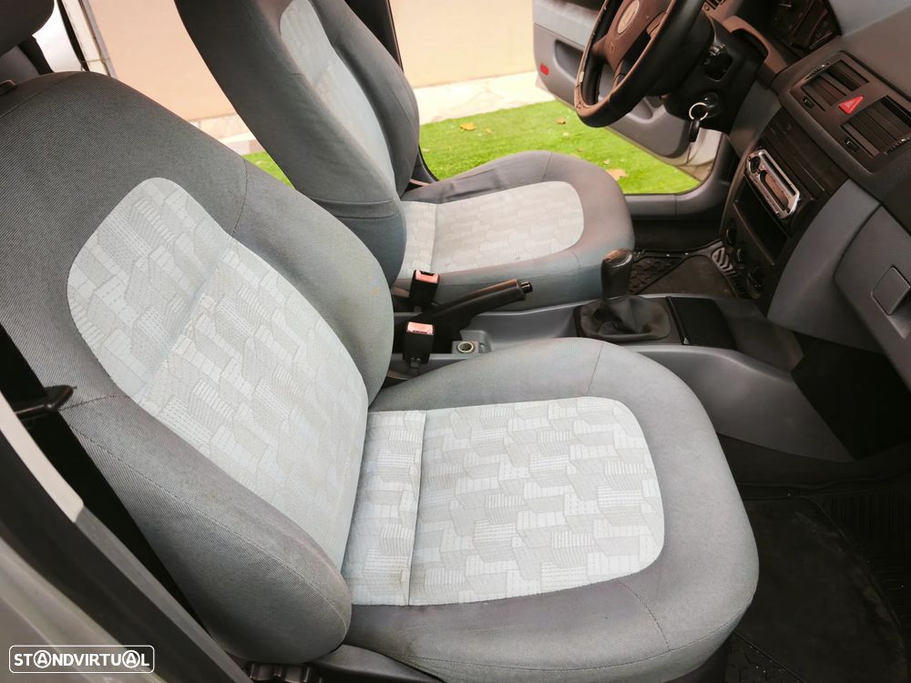 Skoda Fabia 1.4 Comfort AC - 11