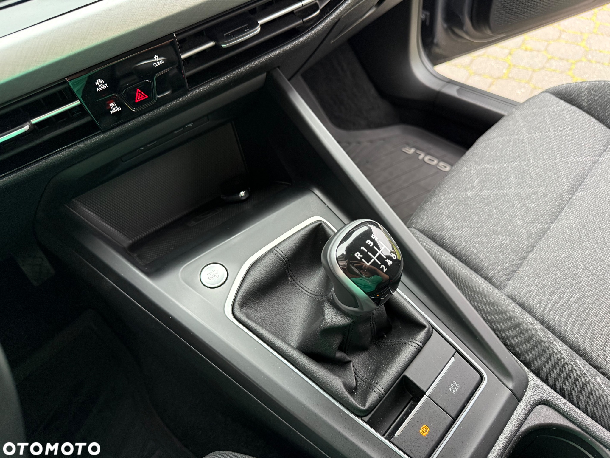 Volkswagen Golf VIII 1.0 TSI Life - 30
