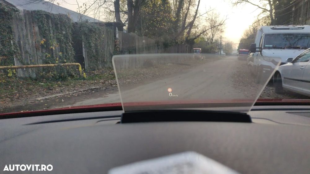 Volkswagen Passat 2.0 TDI SCR DSG Business - 19