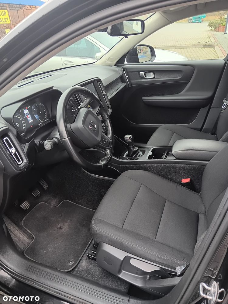 Volvo XC 40 D3 Momentum - 14