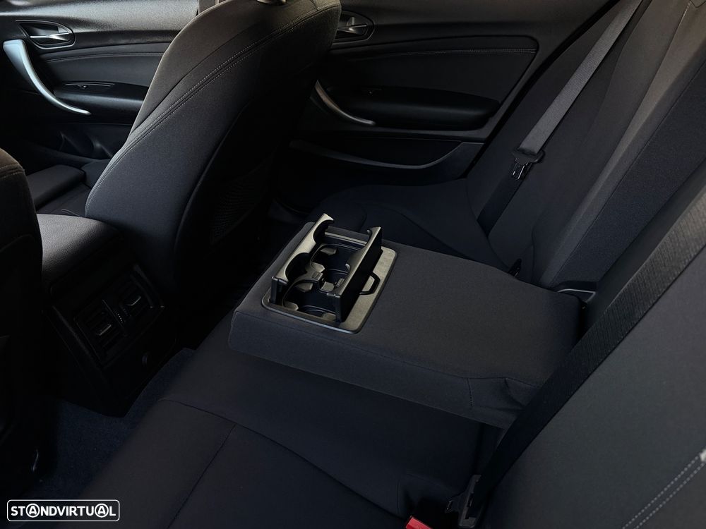 BMW 116 i Sport Line - 7