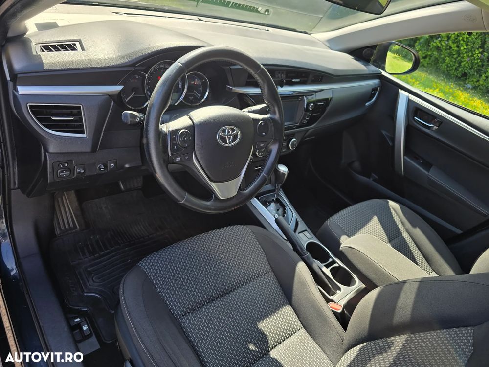 Toyota Corolla 1.6 Valvematic CVT Sol - 11