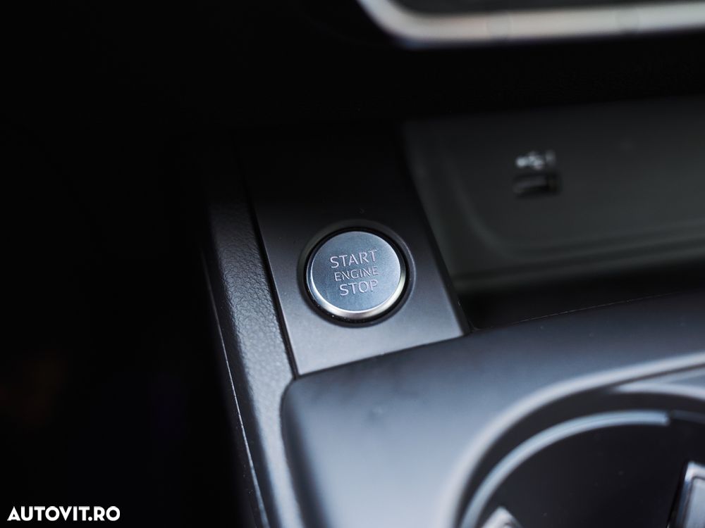 AUDI A4 2022 — imagine 28