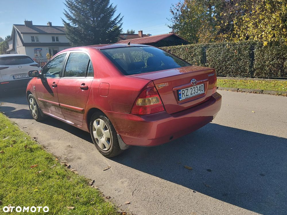 Toyota Corolla - 3