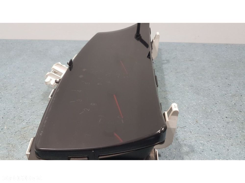 TOYOTA COROLLA E12 LIFT 1.4D LICZNIK 110080288002 - 3