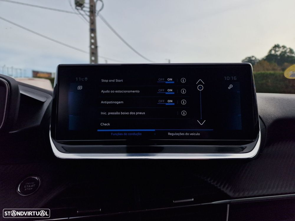 Peugeot 2008 1.5 BlueHDi Allure - 31