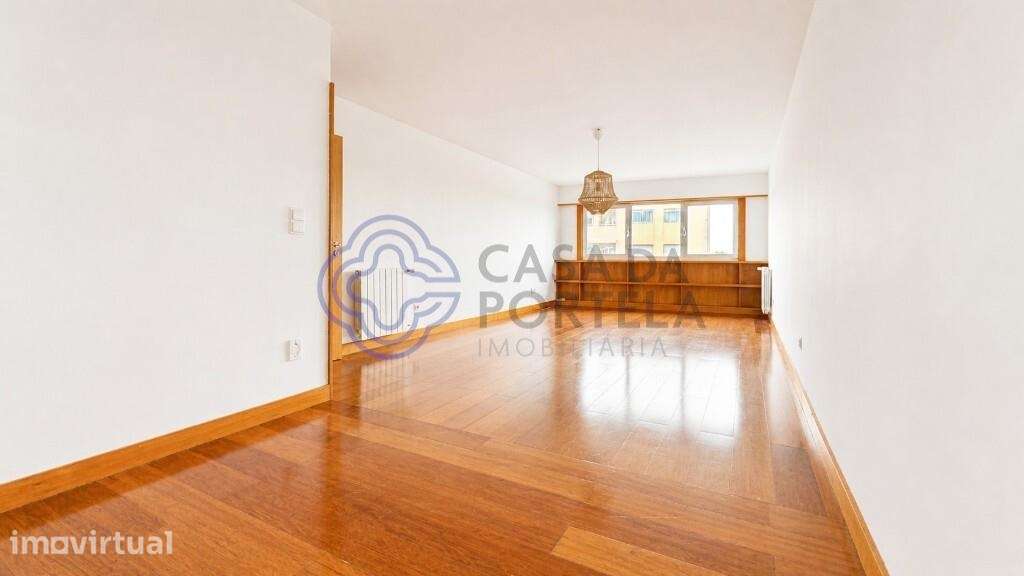 Apartamento T2 Com Garagem, em Leça da Palmeira, Para Venda. - Grande imagem: 4/26