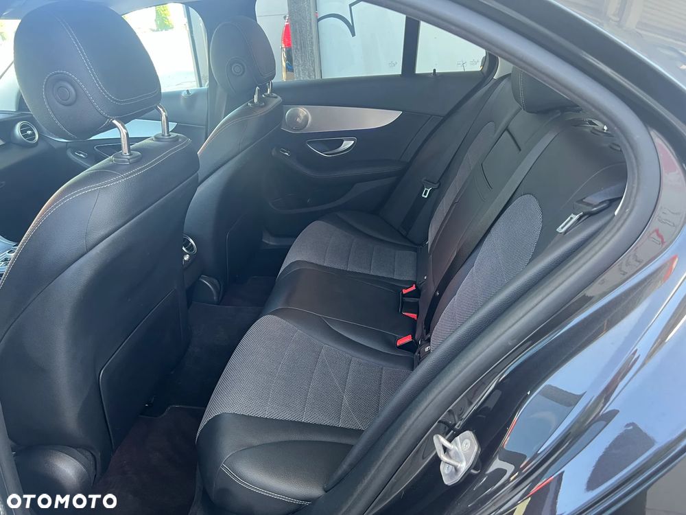 Mercedes-Benz Klasa C 200 d 9G-TRONIC - 13