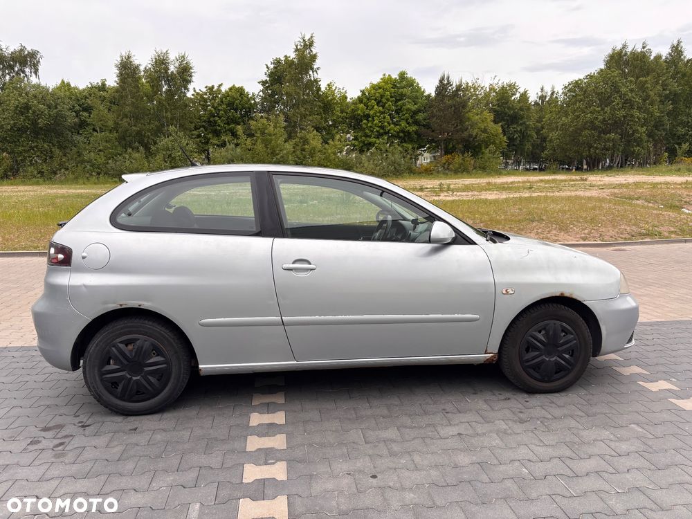 Seat Ibiza SC 1.4 16V Style - 2