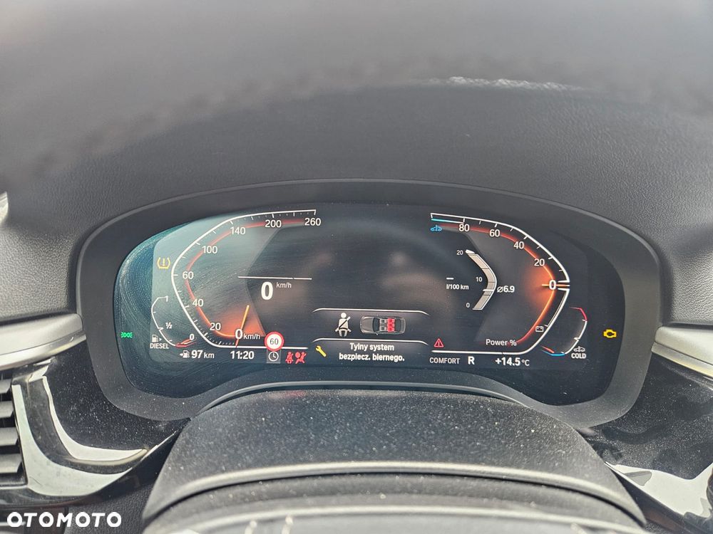 BMW Seria 5 520d xDrive Sport - 18