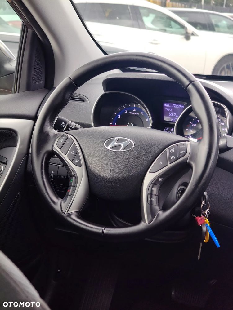Hyundai i30 - 12