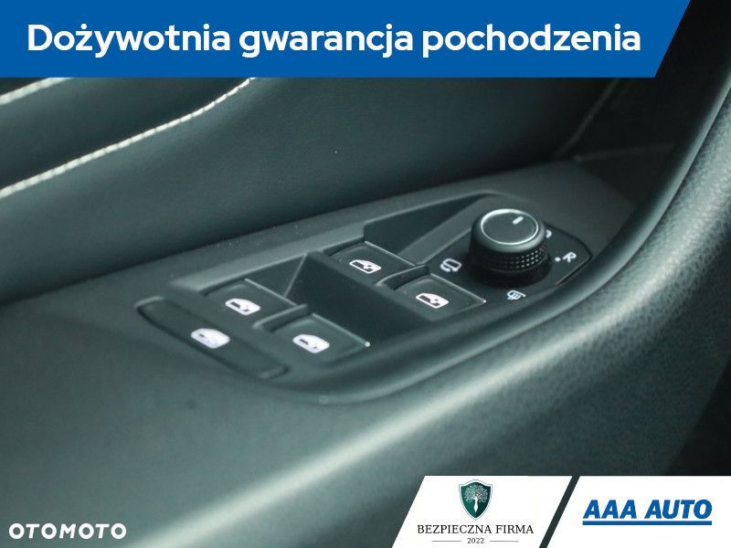 Volkswagen Passat - 21