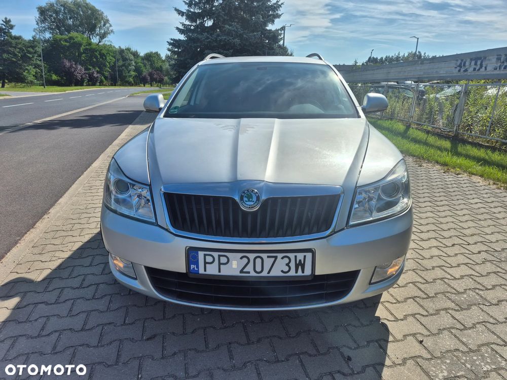 Skoda Octavia 2.0 TDI DPF Ambiente - 5