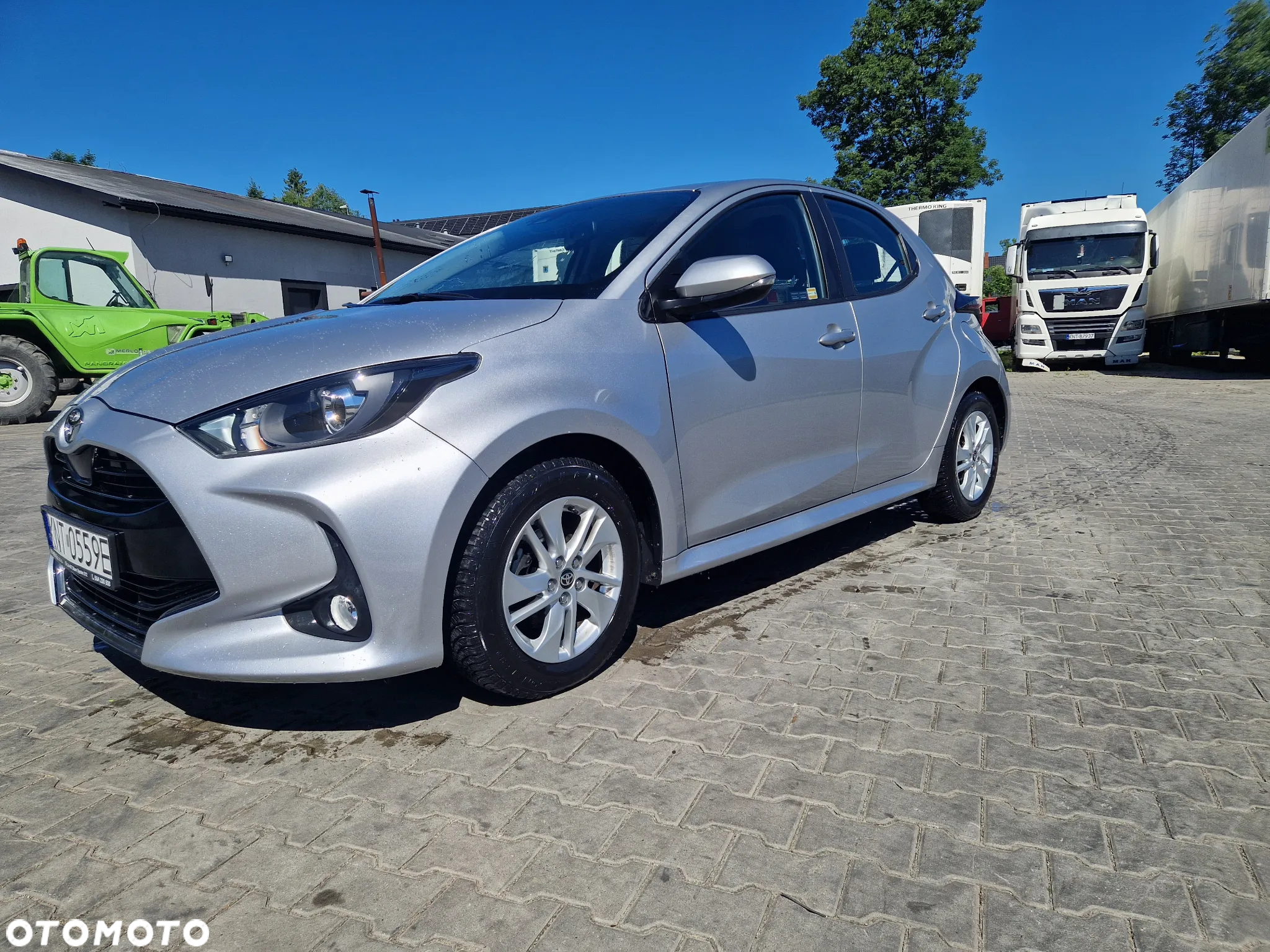Toyota Yaris 1.5 Comfort - 2