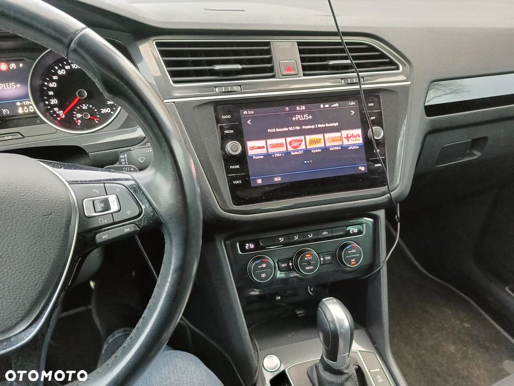 Volkswagen Tiguan - 8