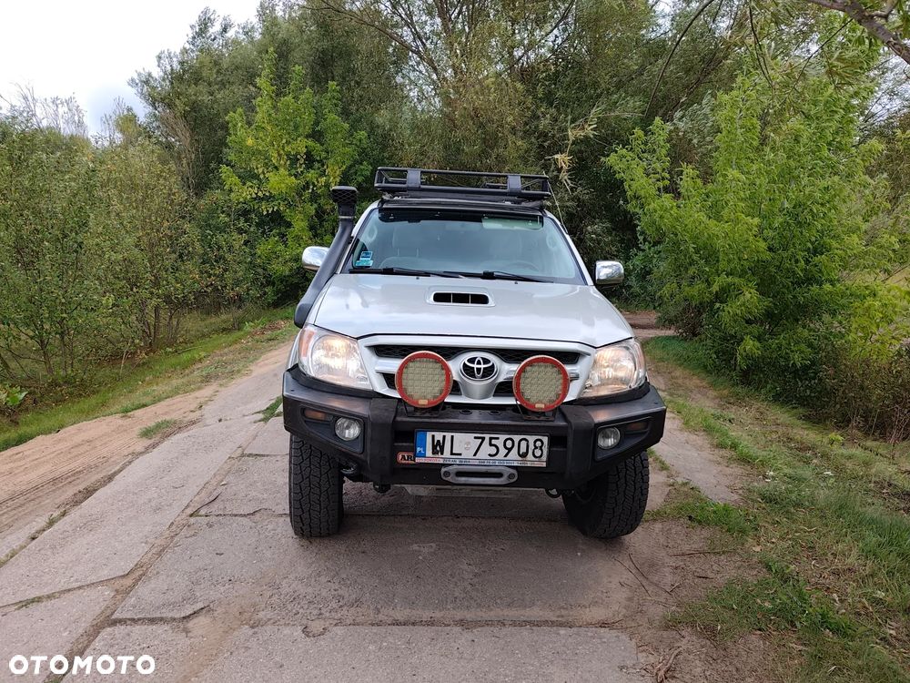 Toyota Hilux 2.5 D-4D SR5 - 6