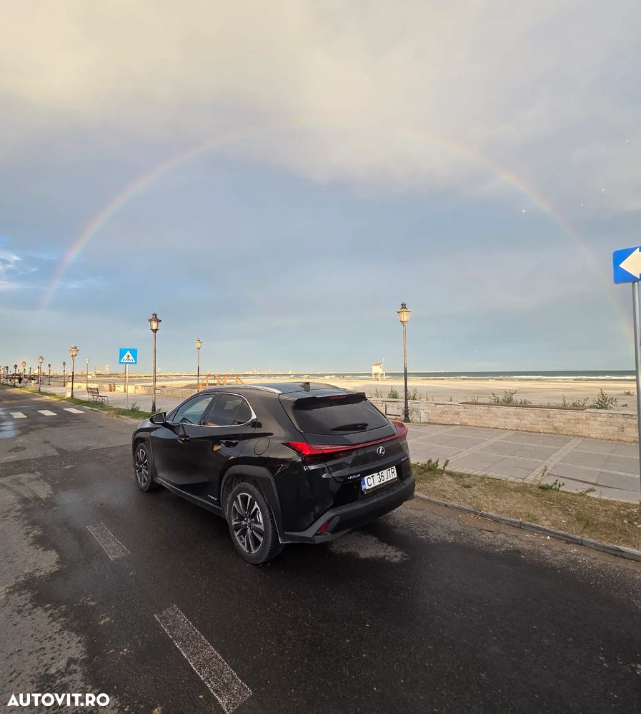 Lexus UX 250h 2.0L HEV 20H- (178 HP) 4X4 CVT Luxury - 8