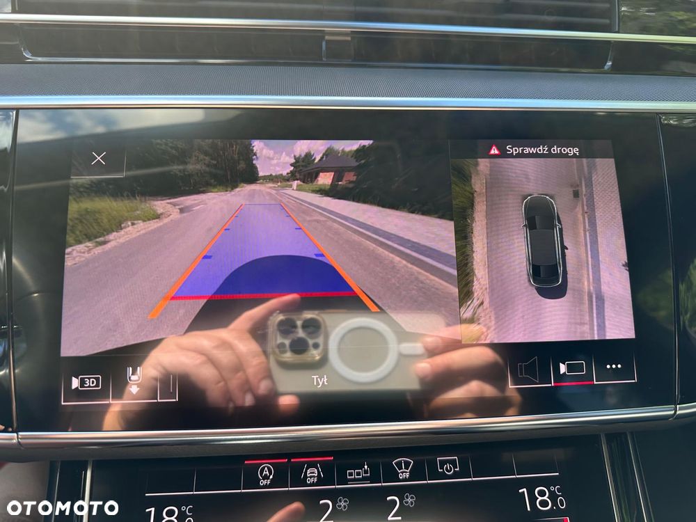 Audi A8 - 23
