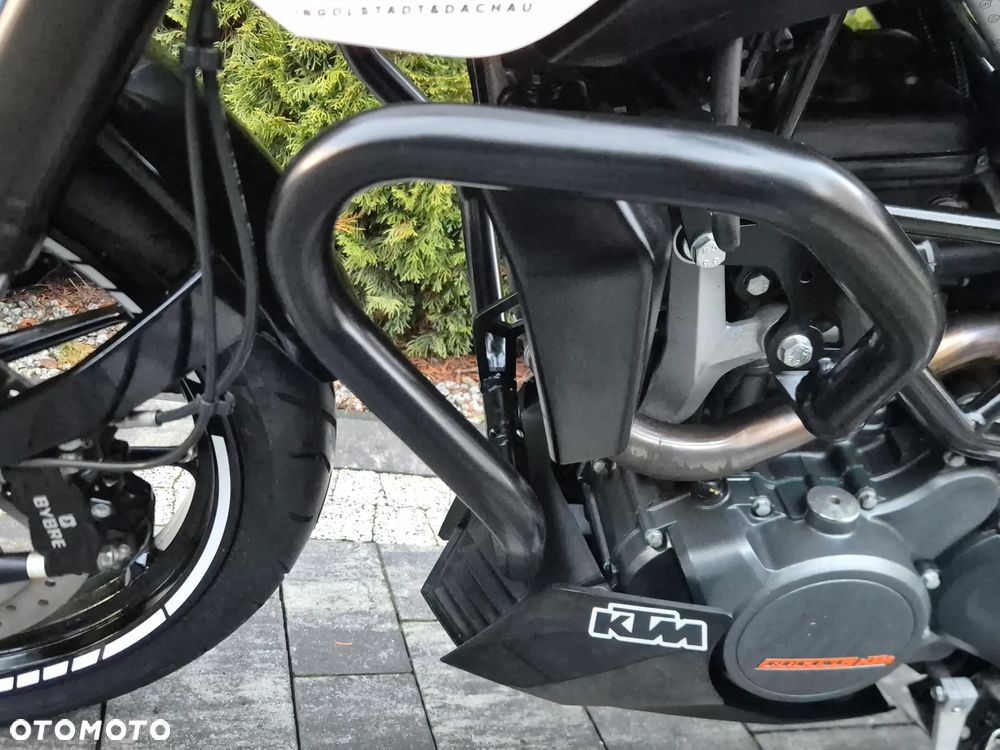 KTM Duke - 10