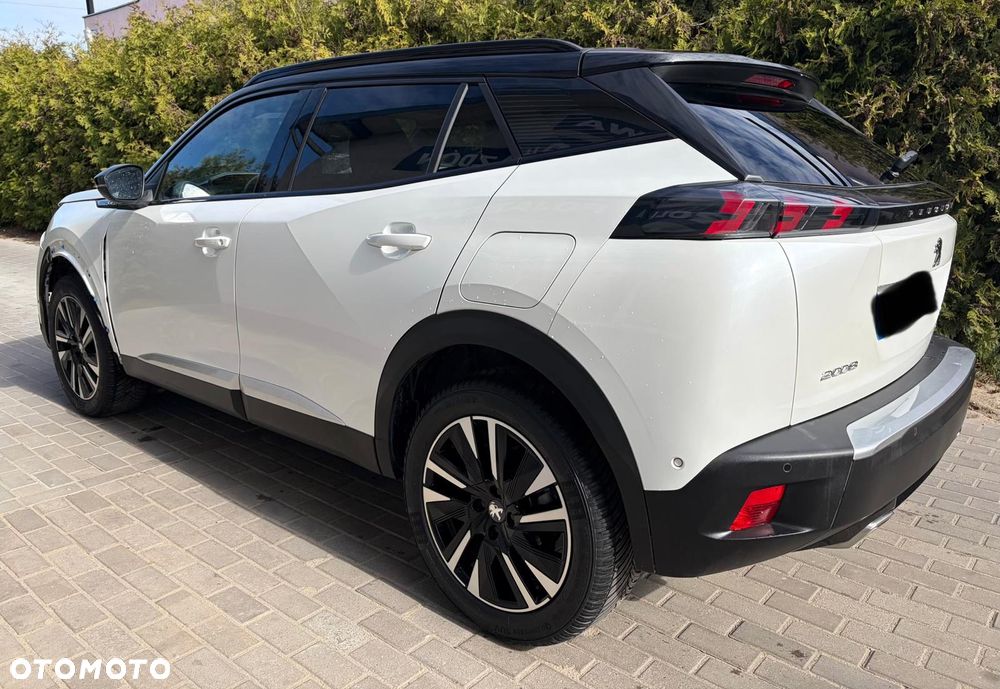 Peugeot 2008 - 12