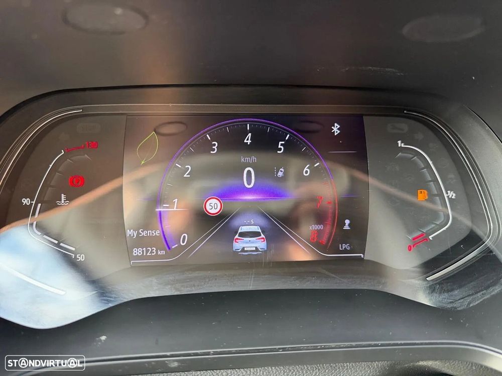 Renault Captur 1.0 TCe Exclusive Bi-Fuel - 10