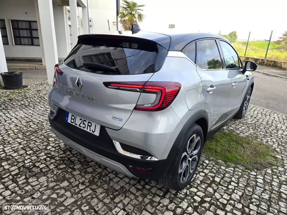 Renault Captur 1.6 E-Tech Plug-In Hybrid Techno - 2