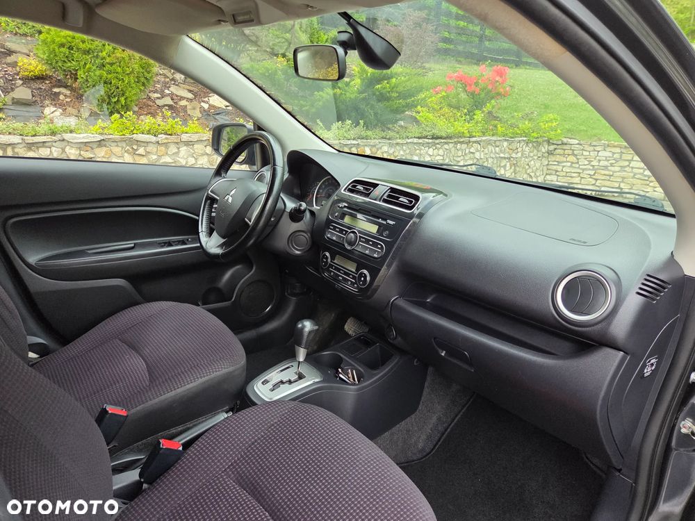 Mitsubishi Space Star 1.2 Clear Tec CVT Diamant+ - 20