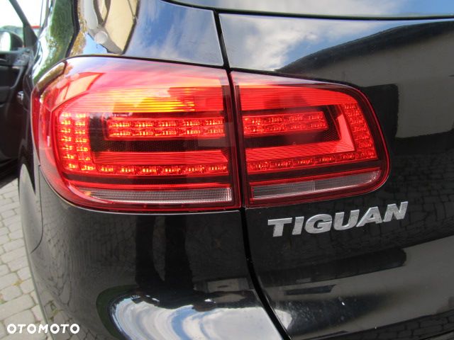 Volkswagen Tiguan 2.0 TDI SCR BlueMotion Technology Lounge Sport & Style - 35