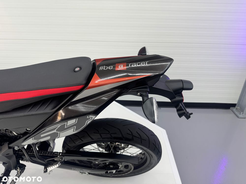 Aprilia SX - 12