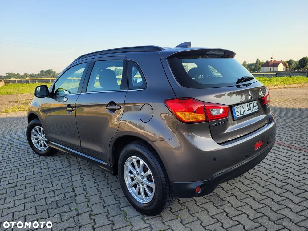 Mitsubishi ASX - 9