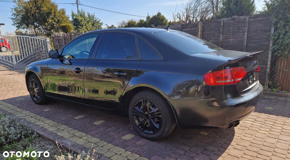 Audi A4 Limousine 2.0 TDI - 8
