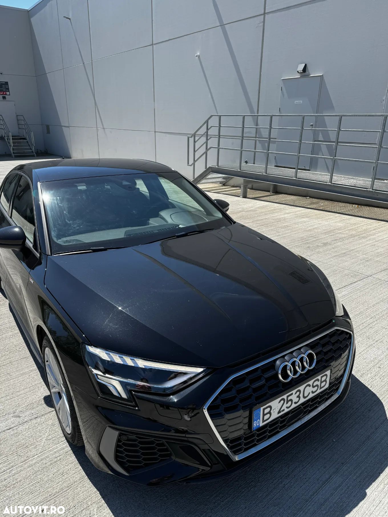 Audi A3 35 TFSI Limousine S tronic S line - 1