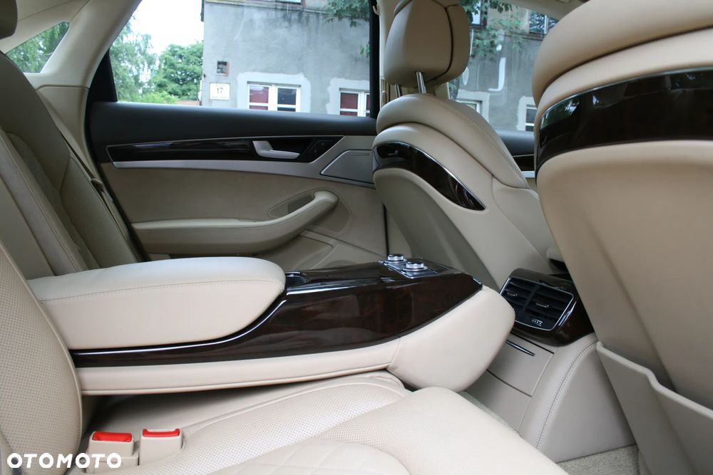 Audi A8 - 19