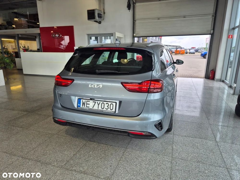Kia Ceed 1.5 T-GDI M - 13